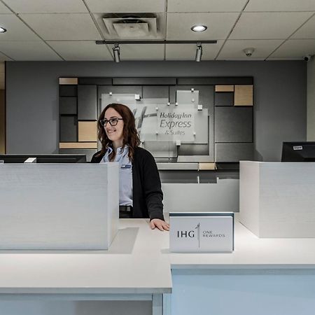 Holiday Inn Express Hotel & Suites Saint - Hyacinthe By Ihg Dış mekan fotoğraf