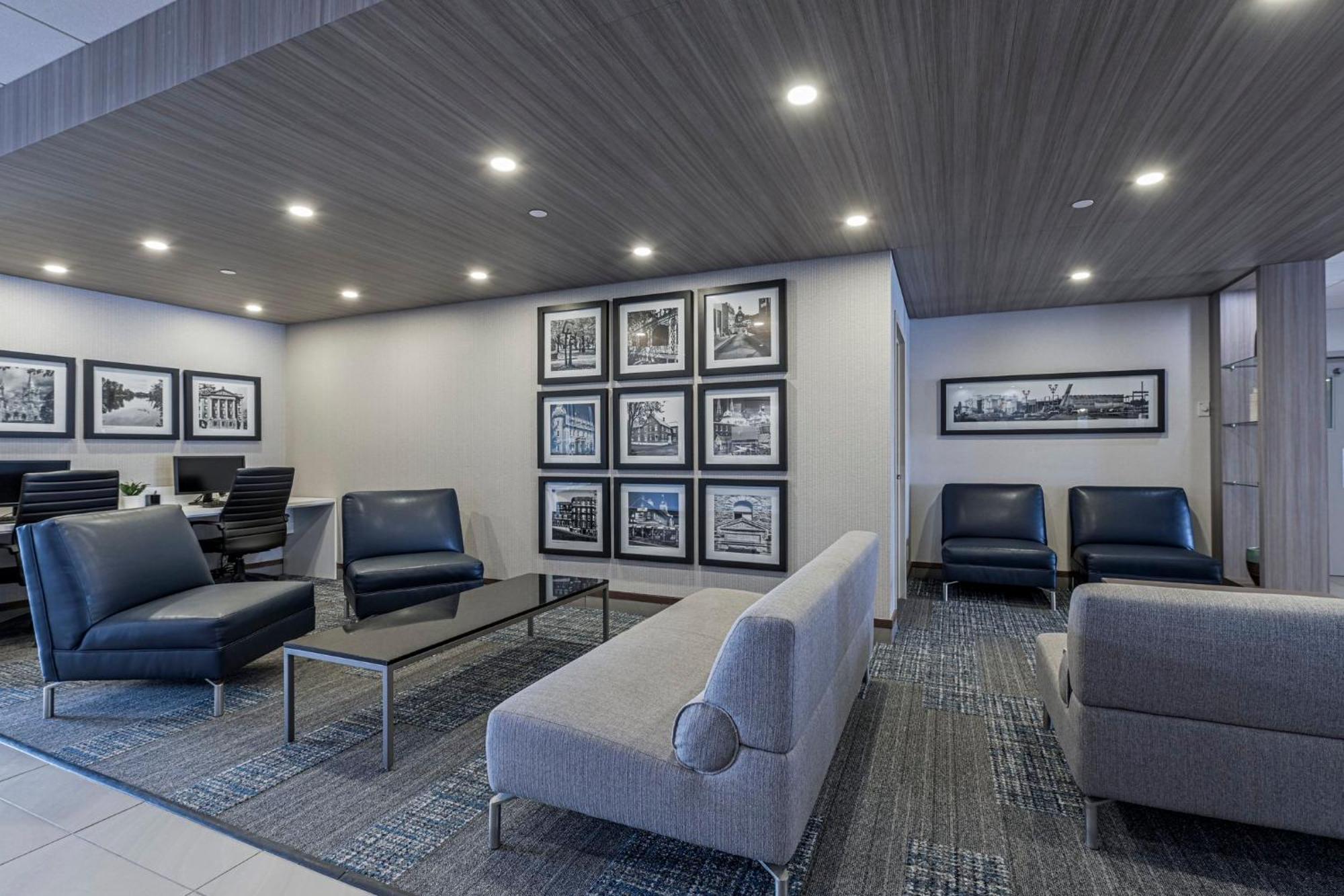 Holiday Inn Express Hotel & Suites Saint - Hyacinthe By Ihg Dış mekan fotoğraf