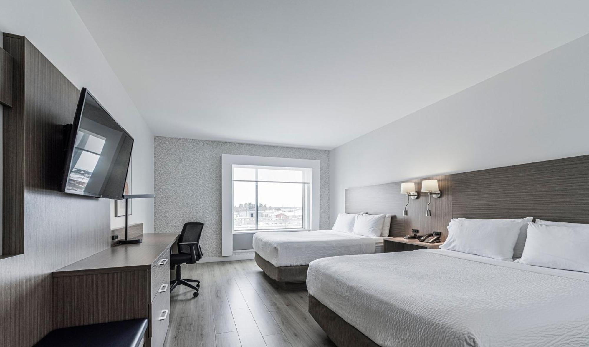 Holiday Inn Express Hotel & Suites Saint - Hyacinthe By Ihg Dış mekan fotoğraf