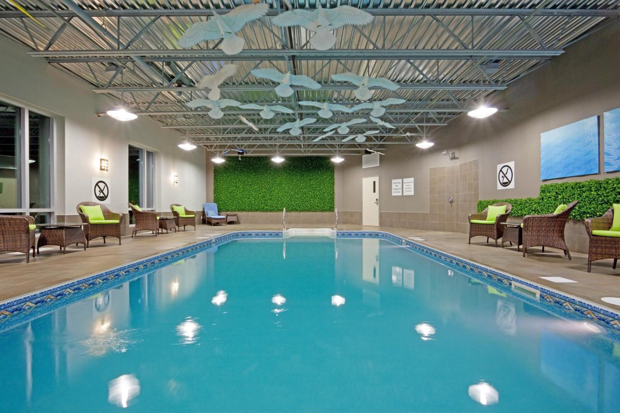 Holiday Inn Express Hotel & Suites Saint - Hyacinthe By Ihg Dış mekan fotoğraf