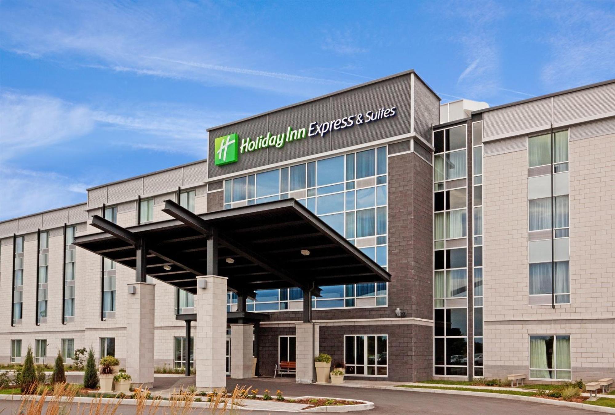 Holiday Inn Express Hotel & Suites Saint - Hyacinthe By Ihg Dış mekan fotoğraf